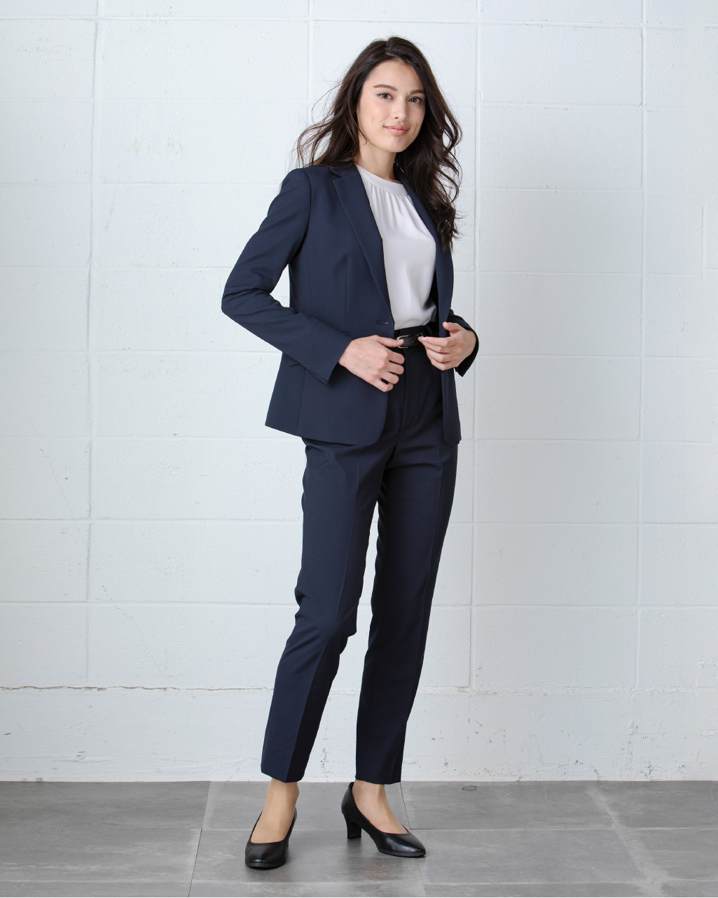 NAVY SUIT STYLE